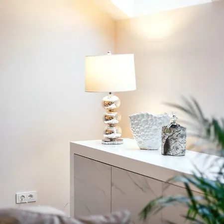 Luxury For Everyone - Hills Park Lux 1