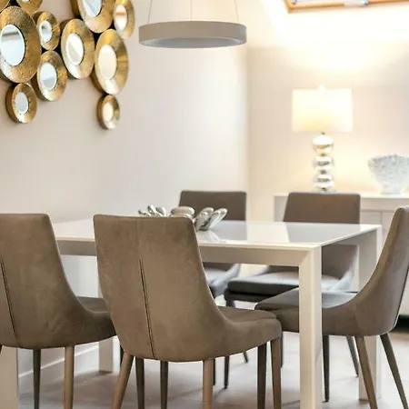 Luxury For Everyone - Hills Park Lux 1 *